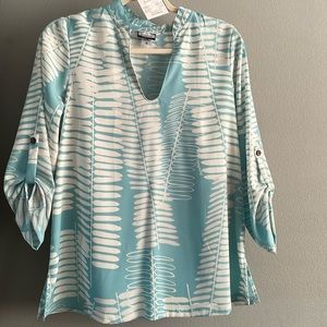 Womens  Manuhealii long sleeve blouse size Small